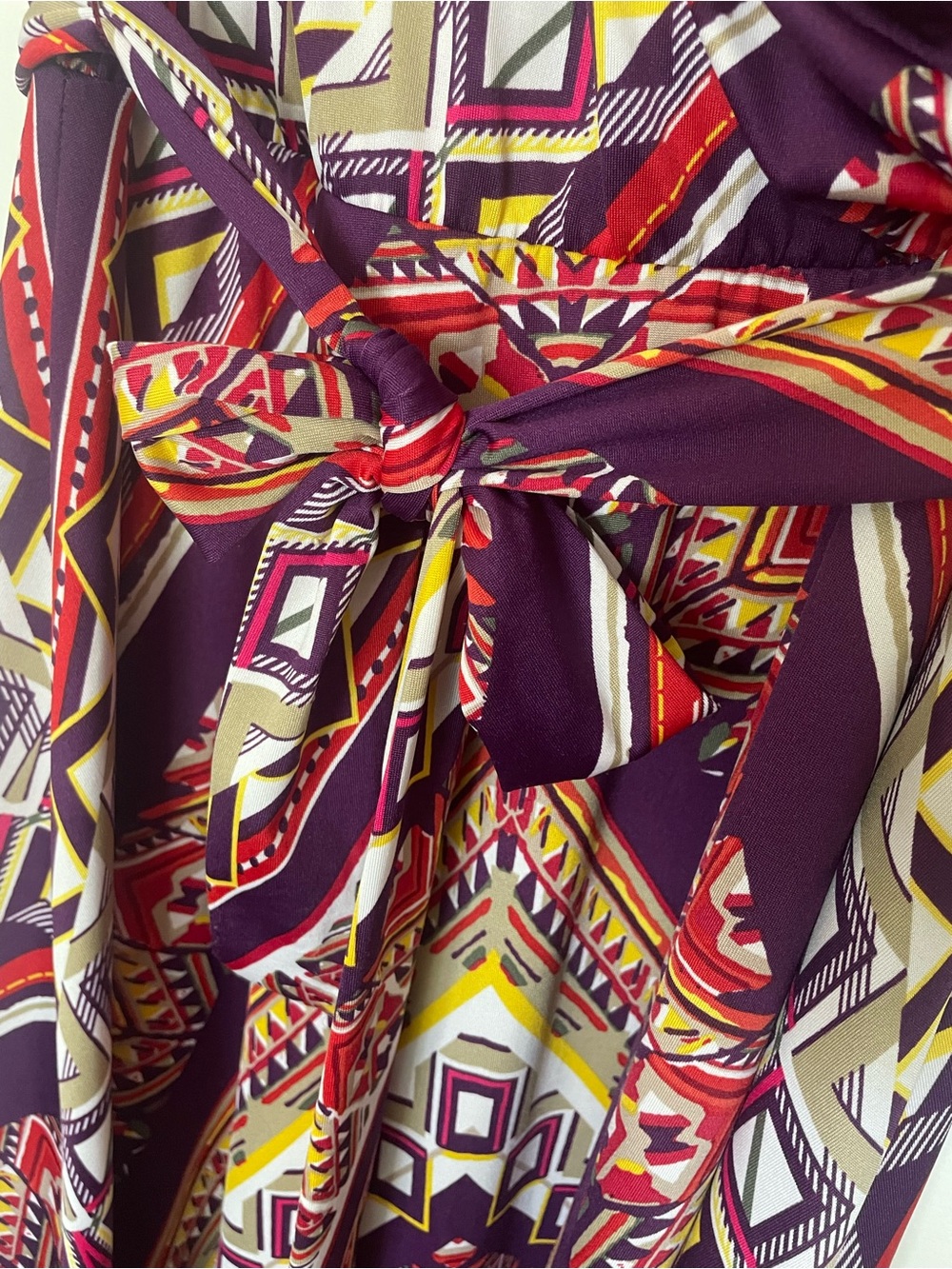 Vintage Y2K  Geo-Print Cinched Waist Maxi Dress in Maroon Red Yellow Size 14/16 - Picture 3 of 4